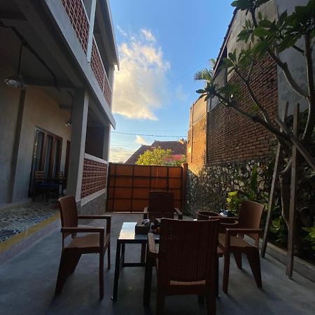 Br Bed N Bfast Panzió Uluwatu Kültér fotó